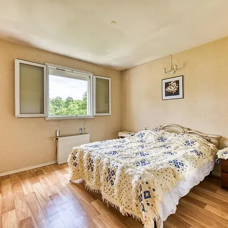 Chambre Non Disponible Cergy